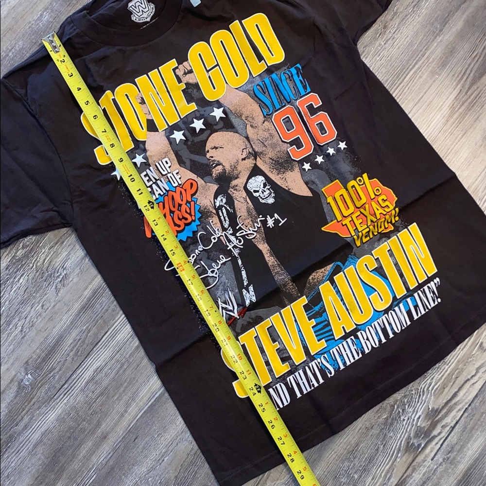 NWT Mens M Stone Cold Steve Austin Throwback Tee - Picture 4 of 7